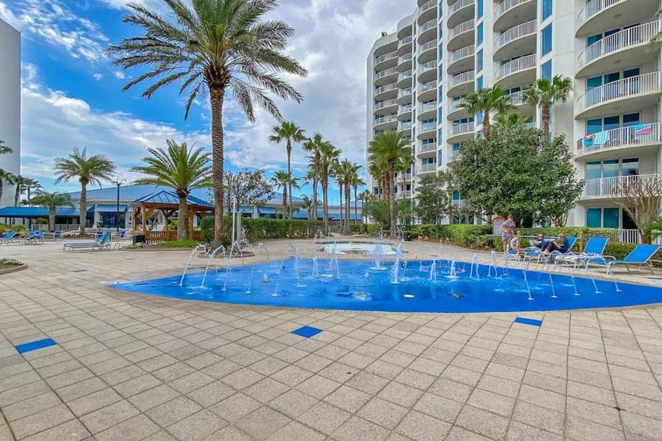 Resort condo with balcony shared pool hot tub gym tennis WiFi and AC House in Destin