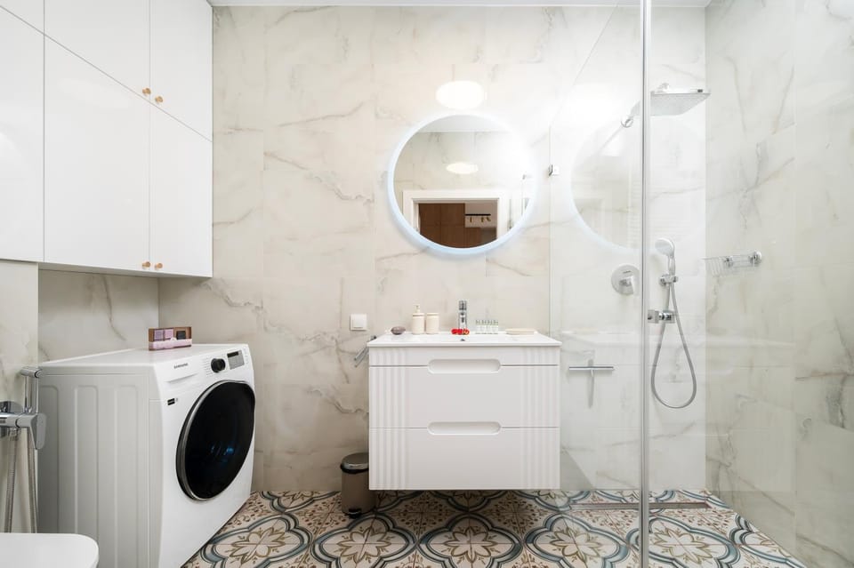 Shower, Bathroom, washing machine