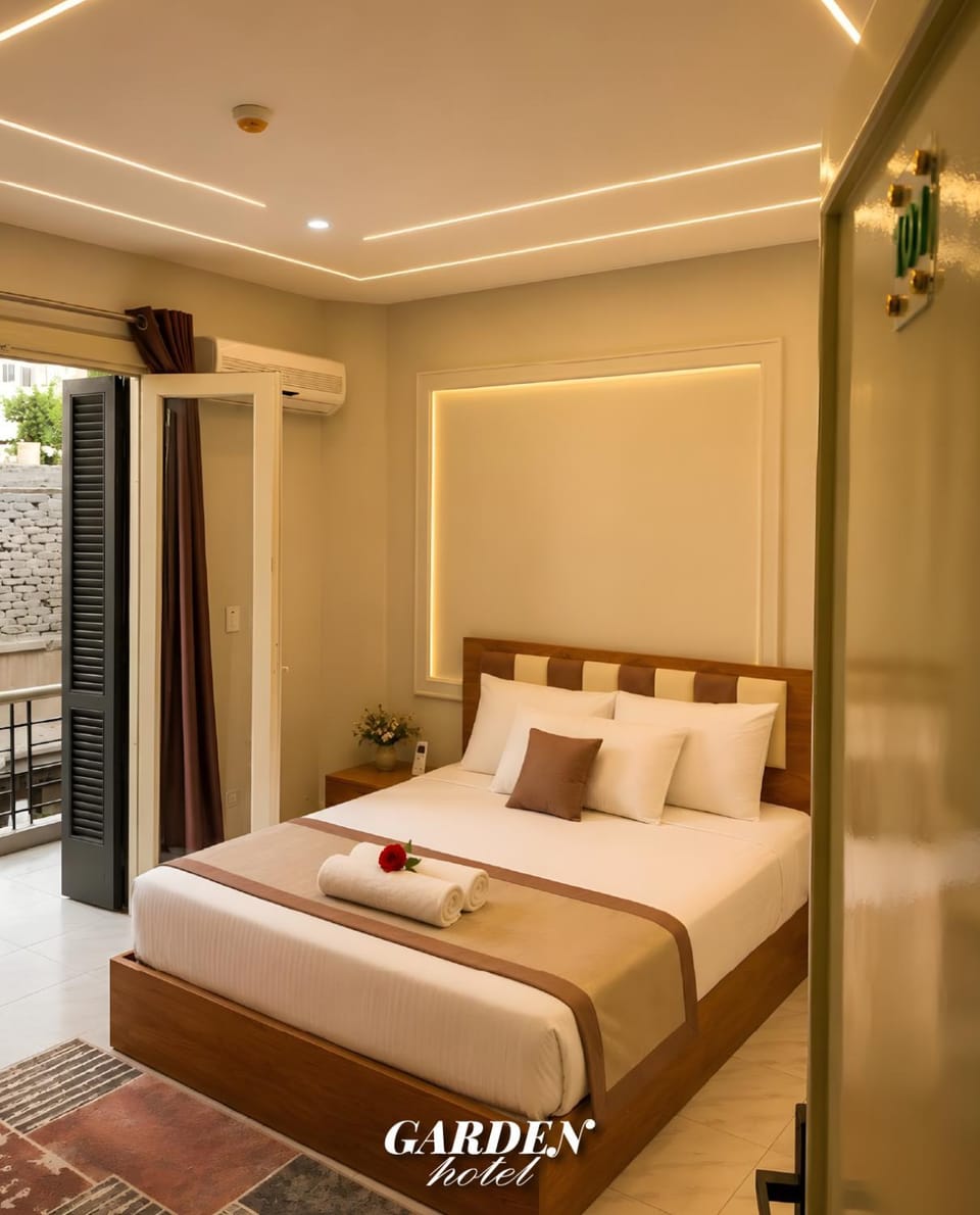 Garden C Hotel Nile Plaza Hotel in Cairo