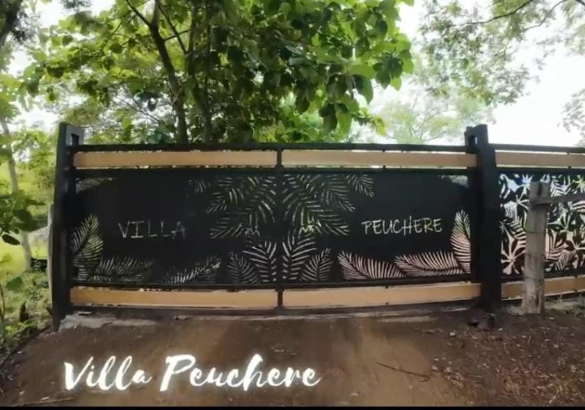 Villa Peuchere Apartment hotel in Guanacaste Province