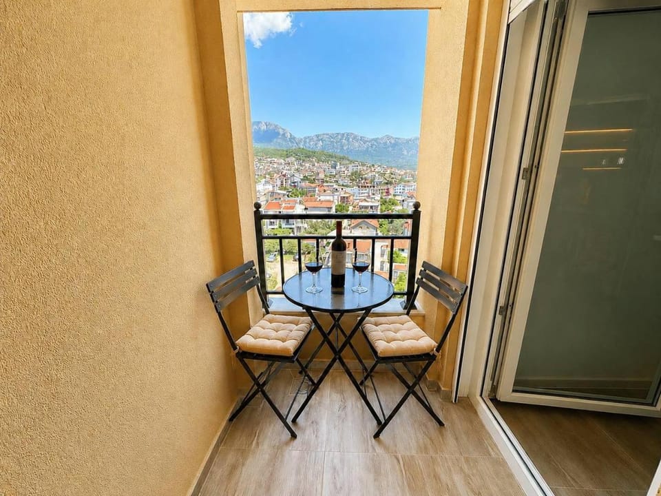 Balcony/Terrace, Balcony/Terrace