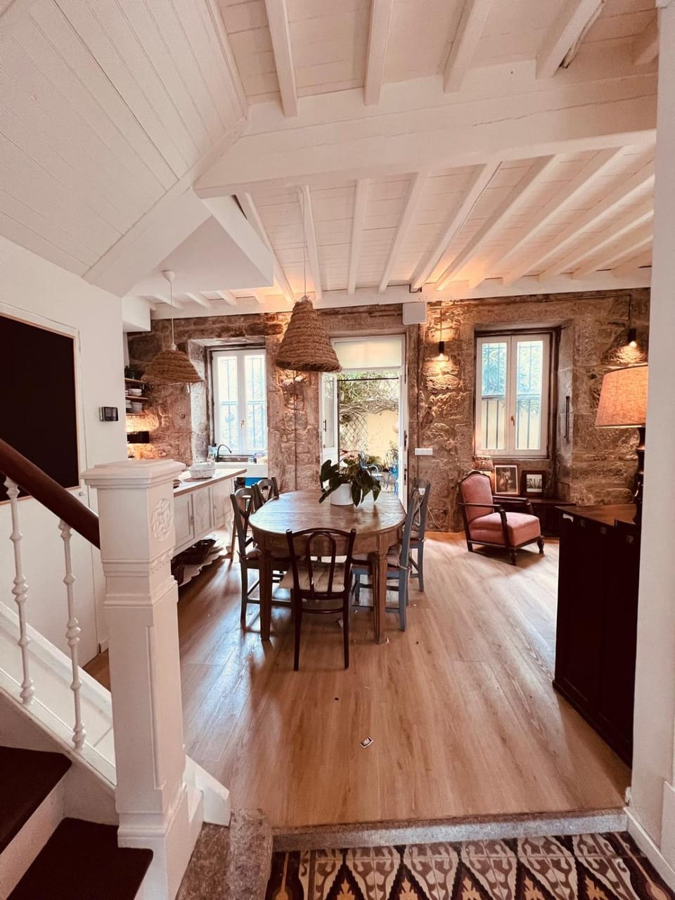 Kitchen or kitchenette, Living room