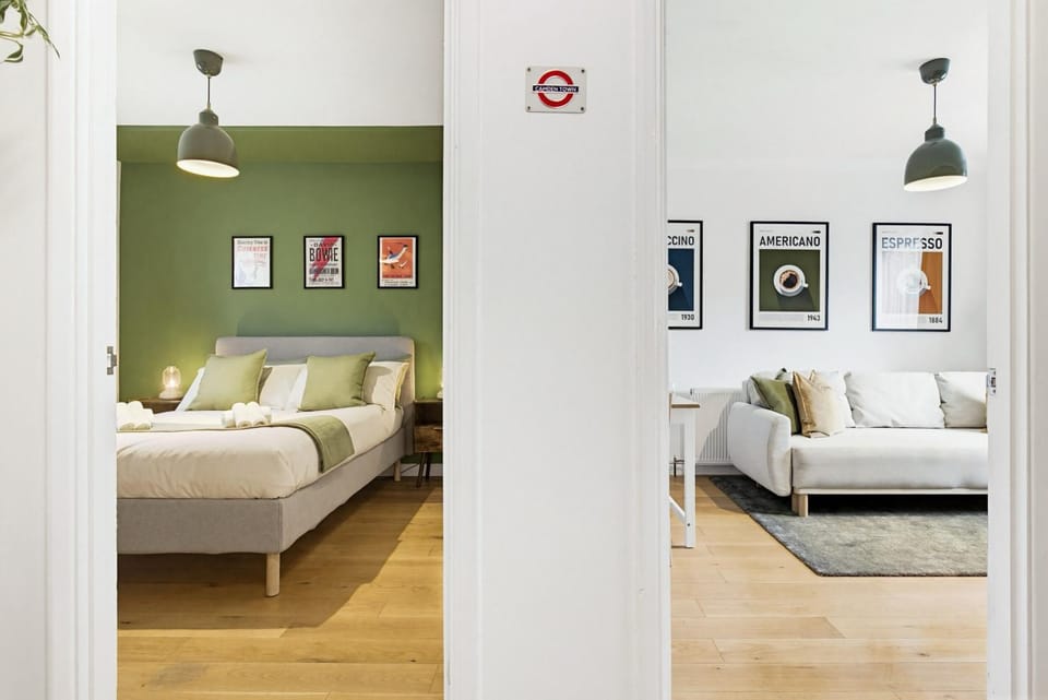 Living room, Bedroom