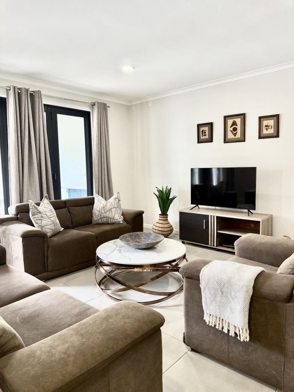 Duplex 3 Bed Townhouse with pool in Victoria Falls Apartment in Zimbabwe