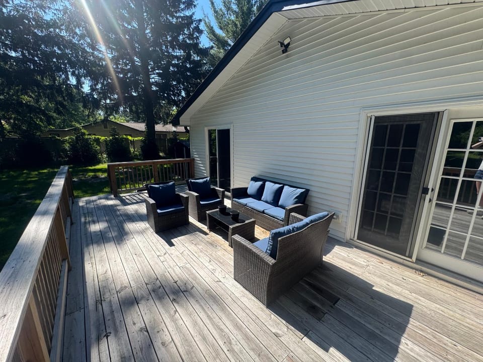 Patio, Seating area