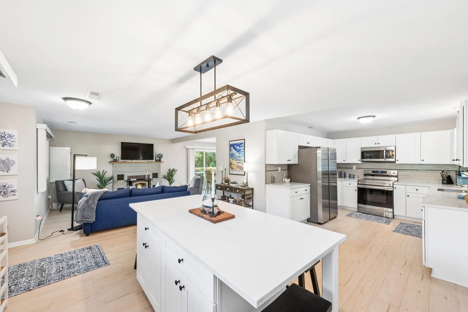 The Borderland - Michigan City New Buffalo House in LaPorte County