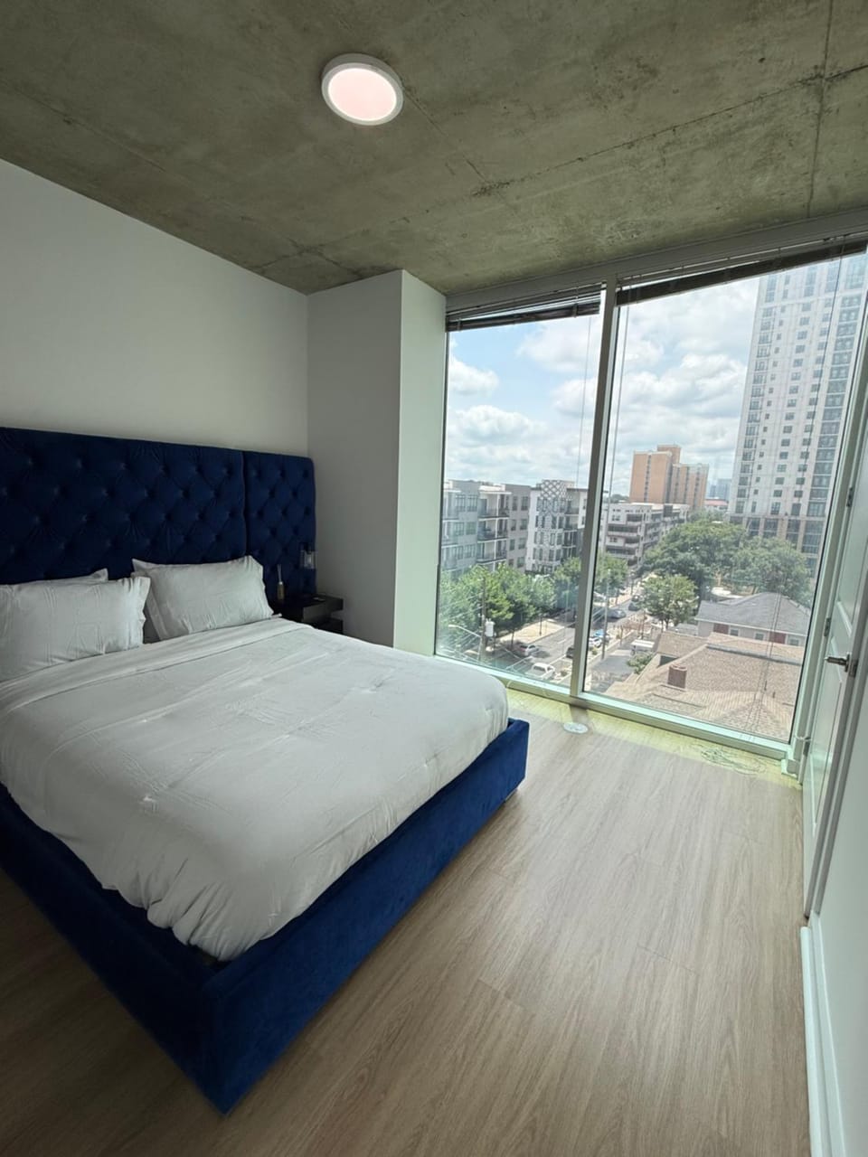 Sapphire Suite ATL Midtown Apartment in Atlanta