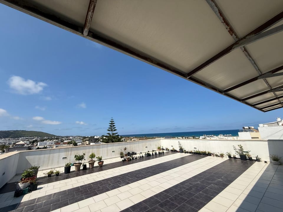 Horizon bleu terrasse vue mer panoramique Apartment in Tunisia