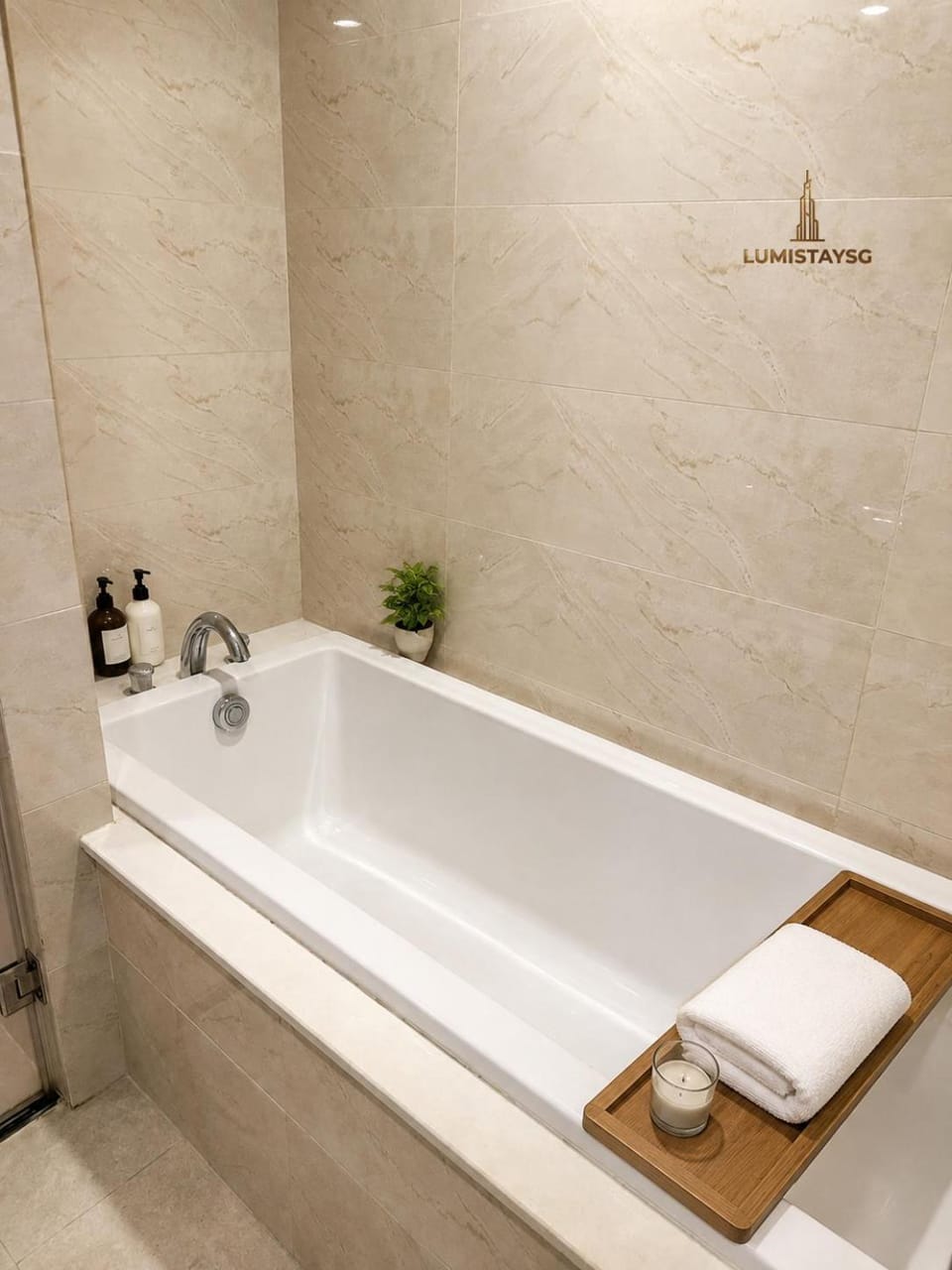 LumistaySG- Service Apartment in Vinhome Central Park Apartment hotel in Ho Chi Minh City