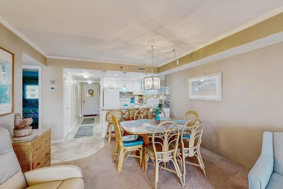 Coastal-Themed Beach Condo with Great Beach Views Private Balcony Shared Pool House in Ocean City