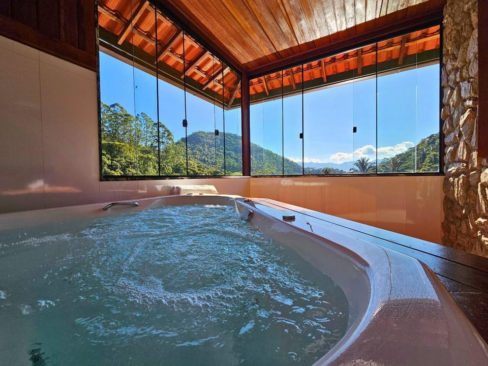 Hot Tub, Mountain view