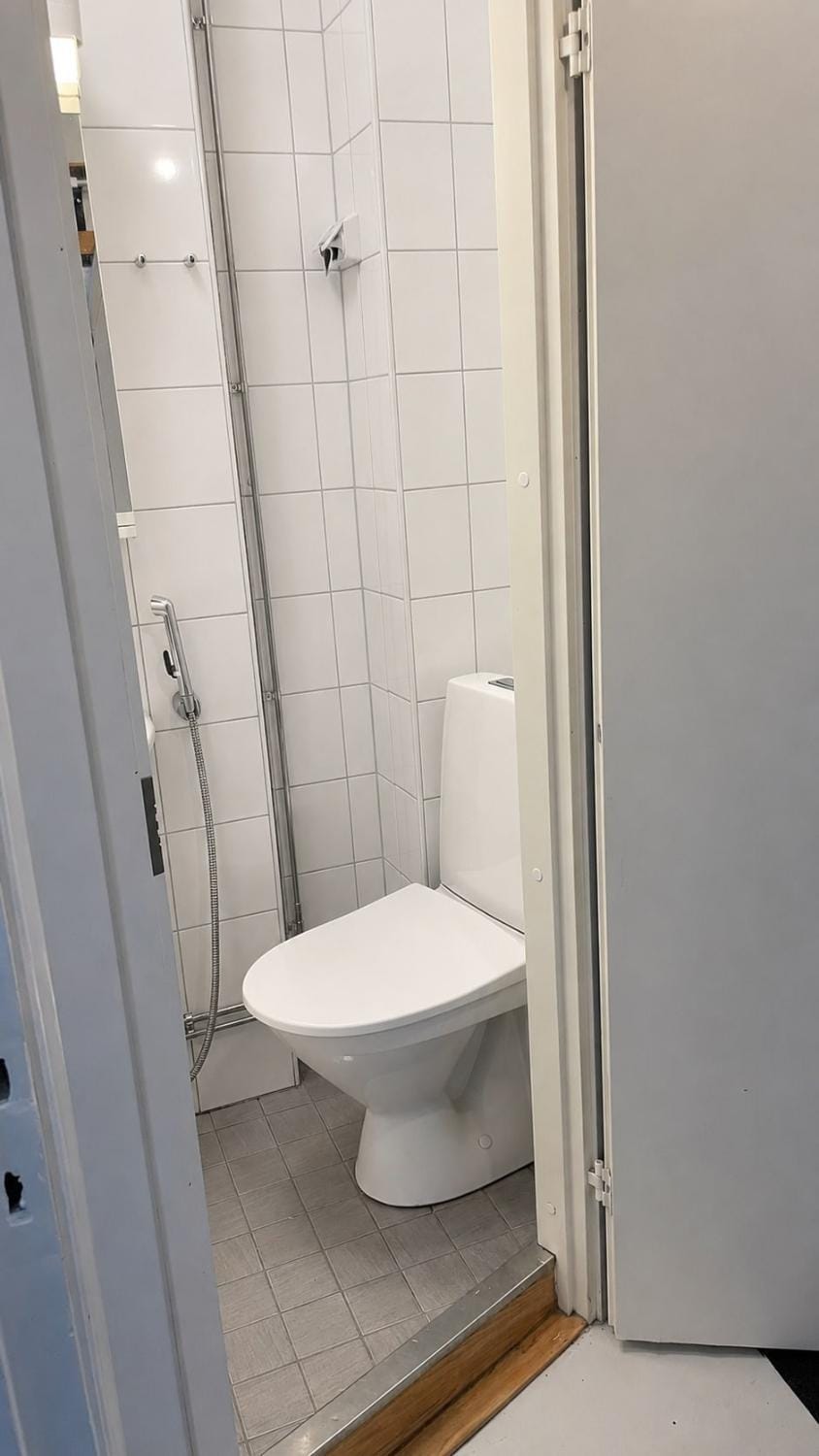 Toilet, Bathroom