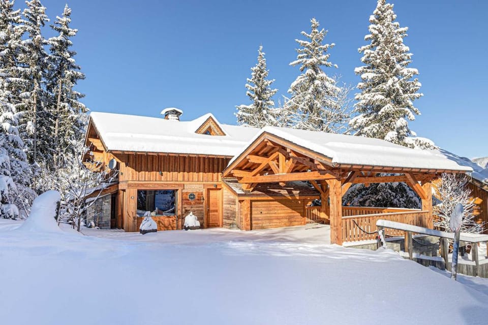 Wonderful, spacious and quiet property in Courchevel Apartment in Saint-Bon-Tarentaise