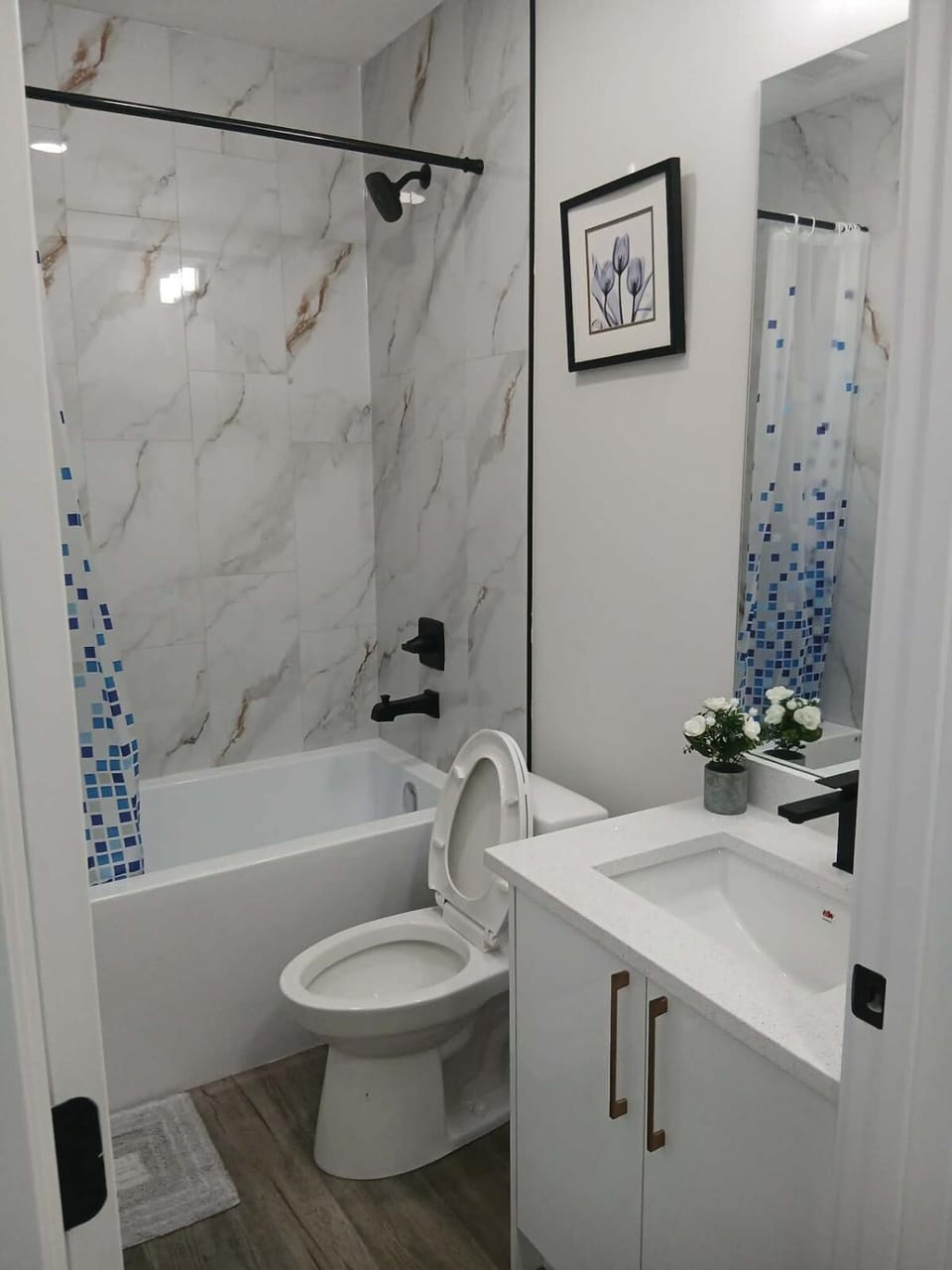 Private Basement Suite Near NAIT & Downtown Apartment in Edmonton