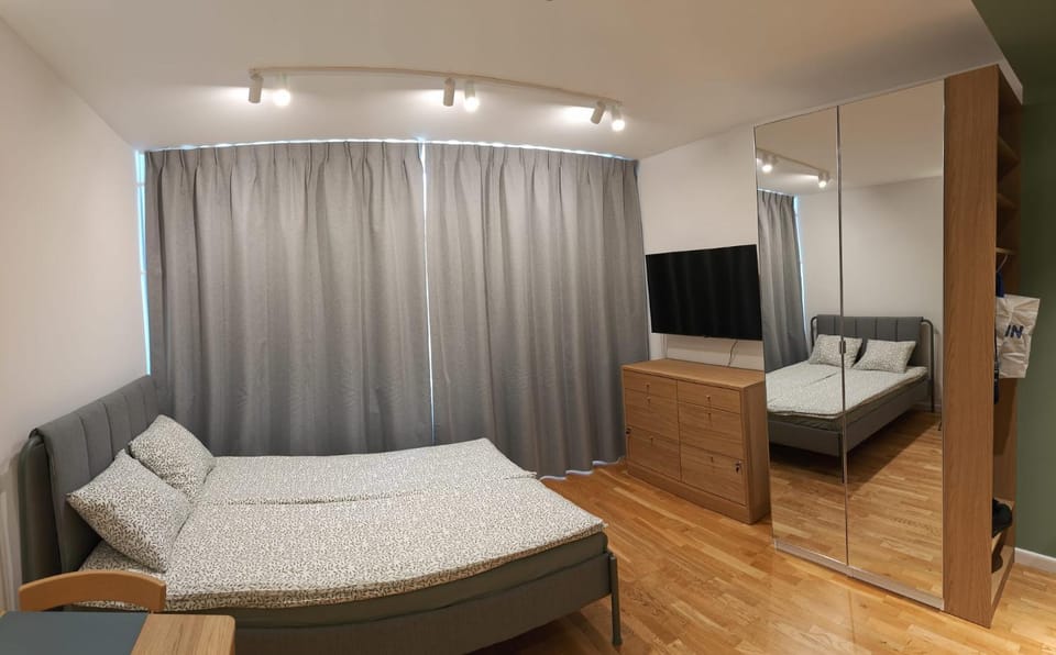 Living room, Bedroom