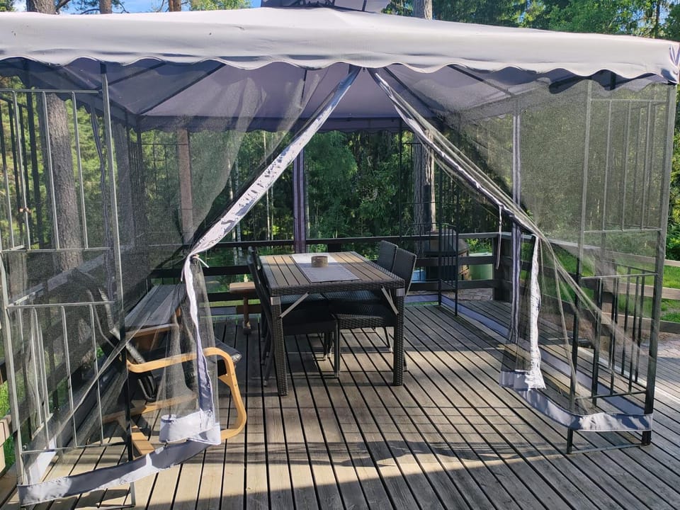Patio, Seating area