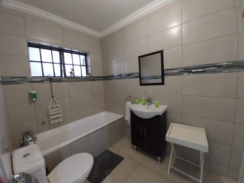 The Grand Orchid Guesthouse Bed and Breakfast in Umhlanga