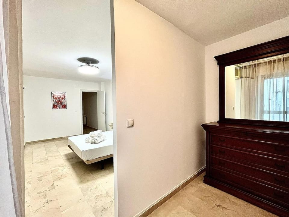 Alicante Center Oasis Pool Garage and Terrace Apartment in Alicante