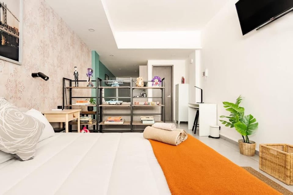 Modern Loft Reforma Apartment in Mexico City