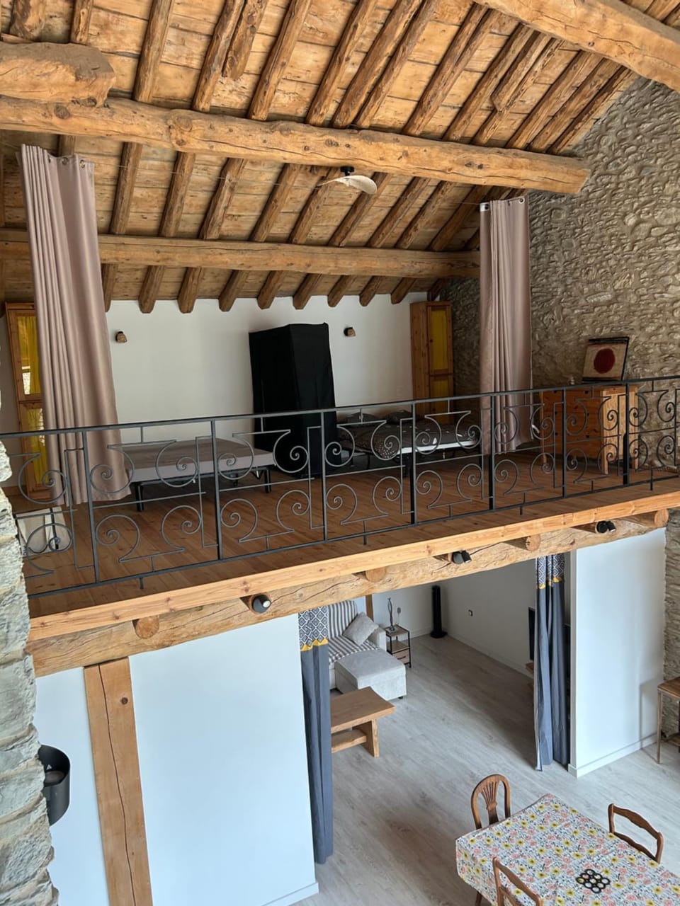La grange rénovée House in Cerdanya