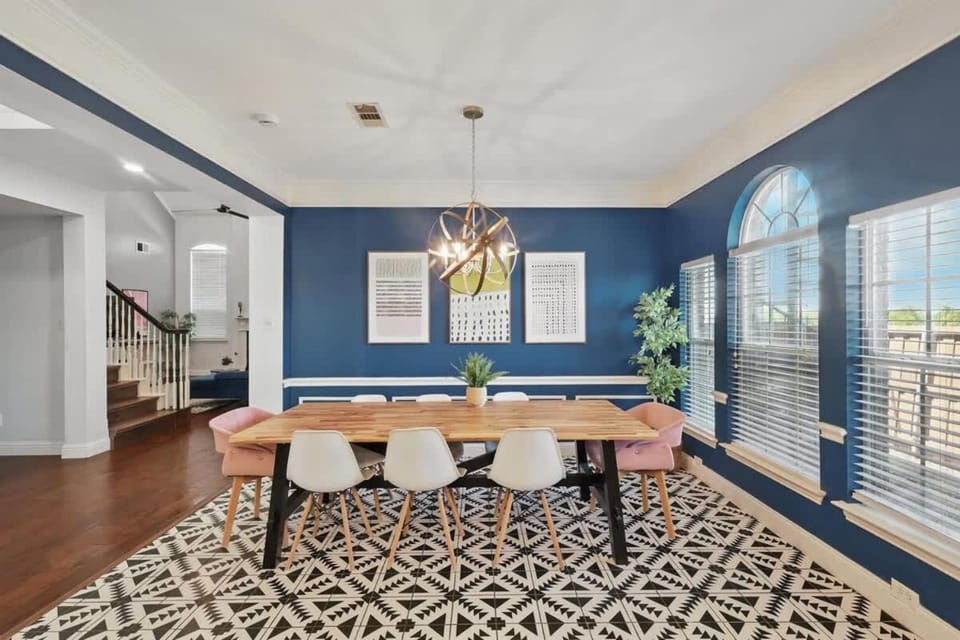 Grand Gem for Large Groups Pool Cinema Playroom House in Carrollton
