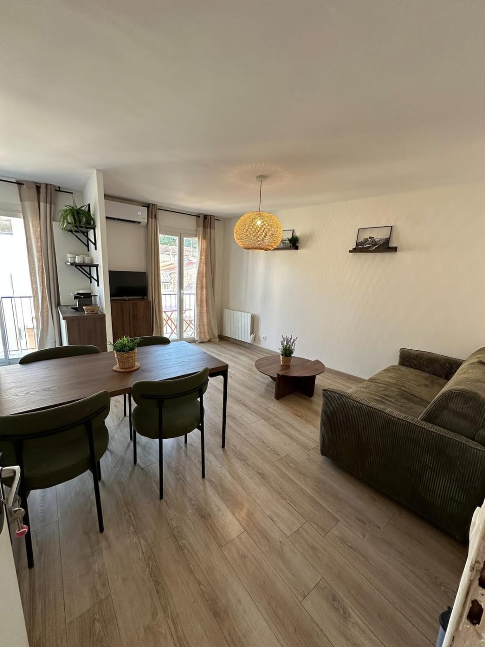 Charmant appartement climatisé en cœur de ville Apartment in Occitanie