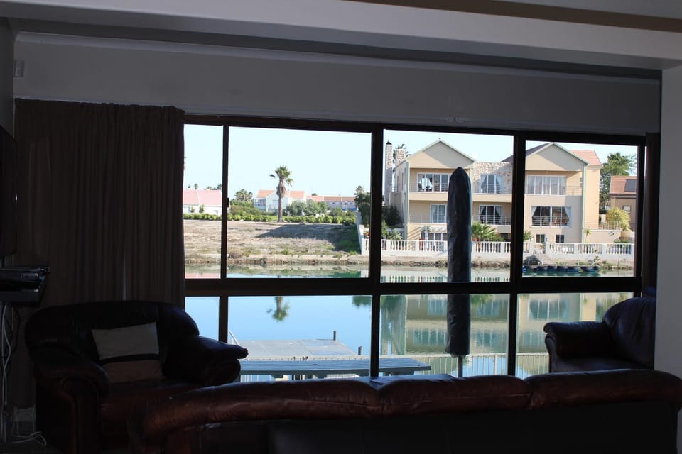 Lounge or bar