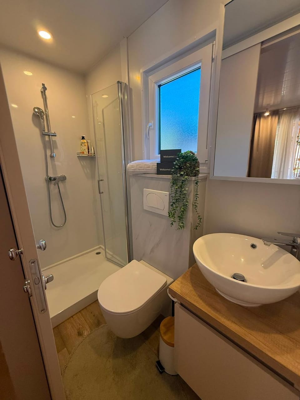 Mobile Home LOREN Campground/ 
RV Resort in Biograd na Moru