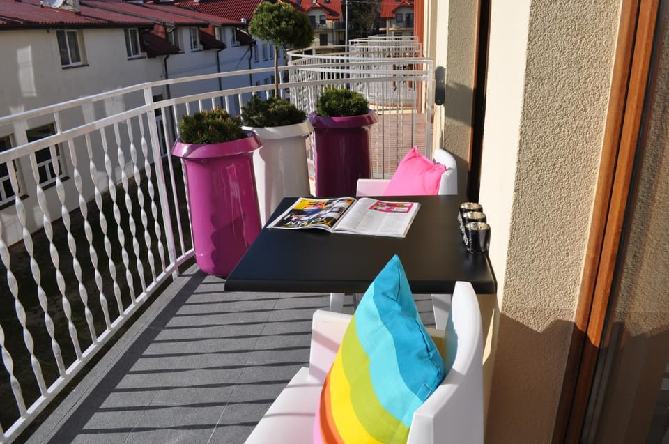 Summer, Balcony/Terrace