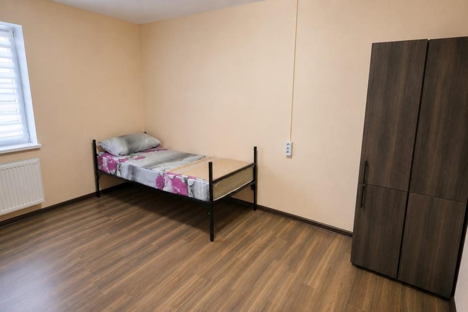 Bed, Photo of the whole room, Bedroom, wardrobe