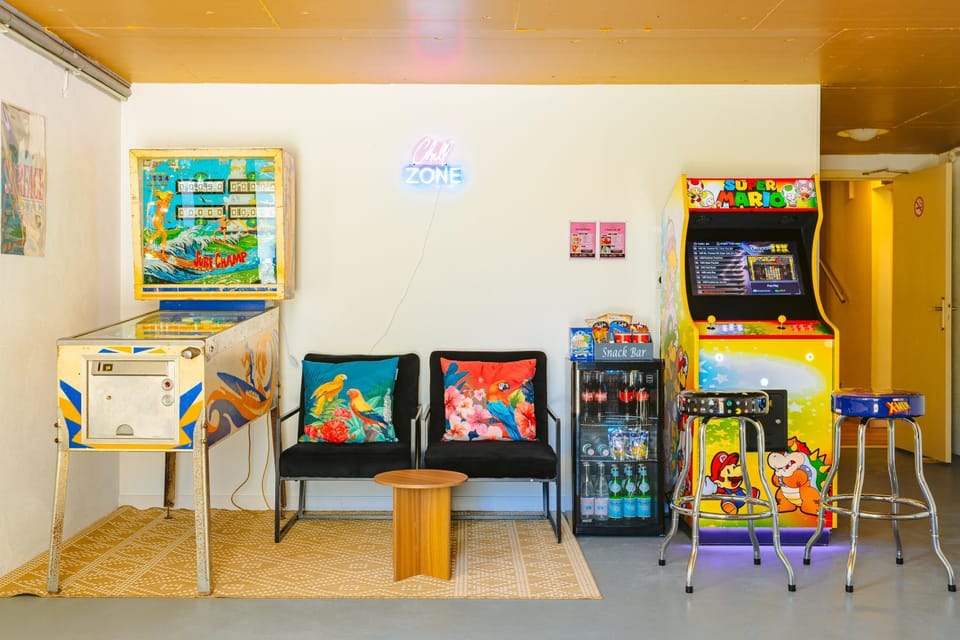 Game Room, minibar