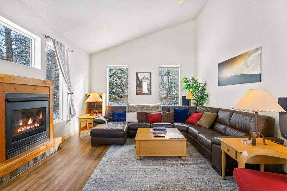 Breck Haven - ENTIRE MOUNTAIN SANCTUARY- House in Breckenridge
