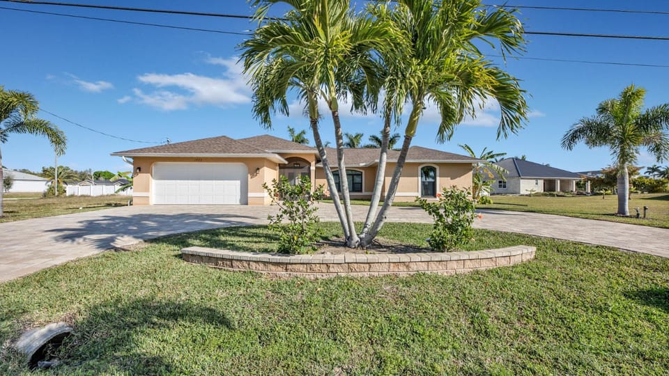 Hakuna Matata House in Cape Coral