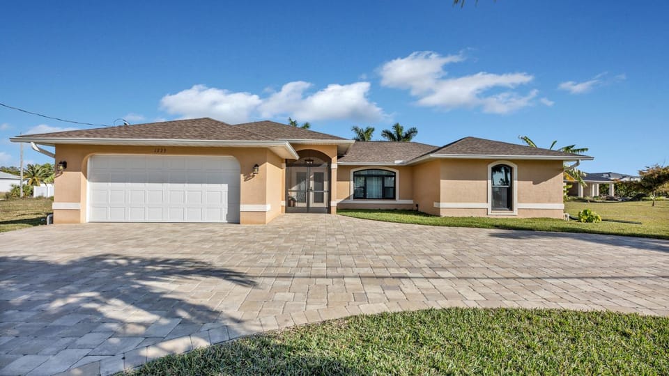 Hakuna Matata House in Cape Coral