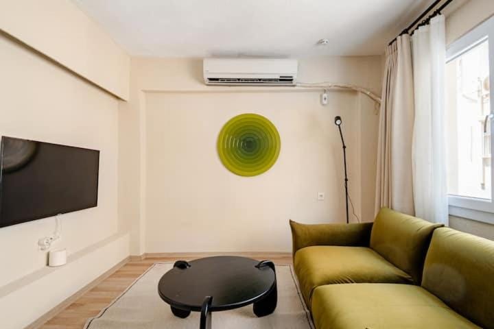 Living room, air conditioner