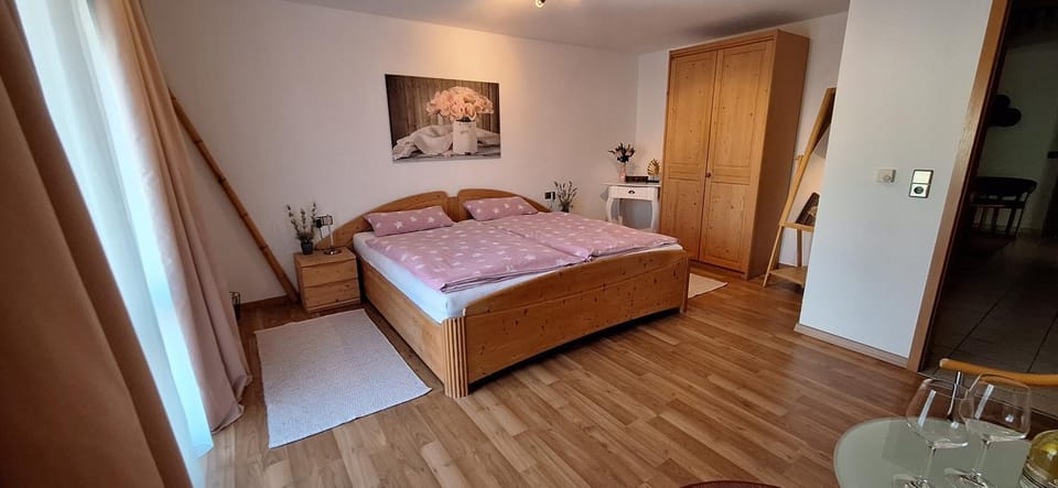 Bed, Bedroom, wardrobe
