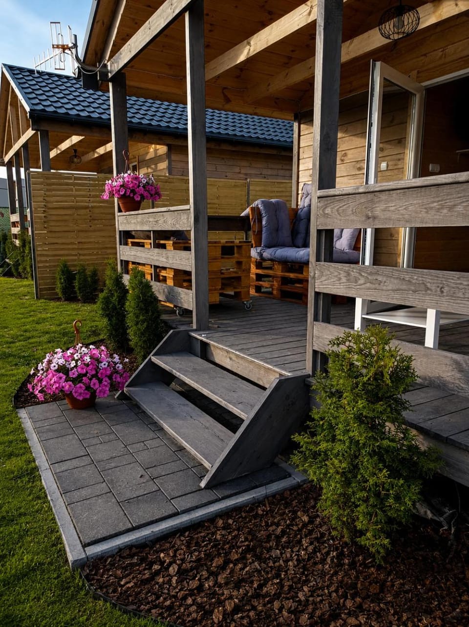 Domki letniskowe Firlej Campground/ 
RV Resort in Masovian Voivodeship