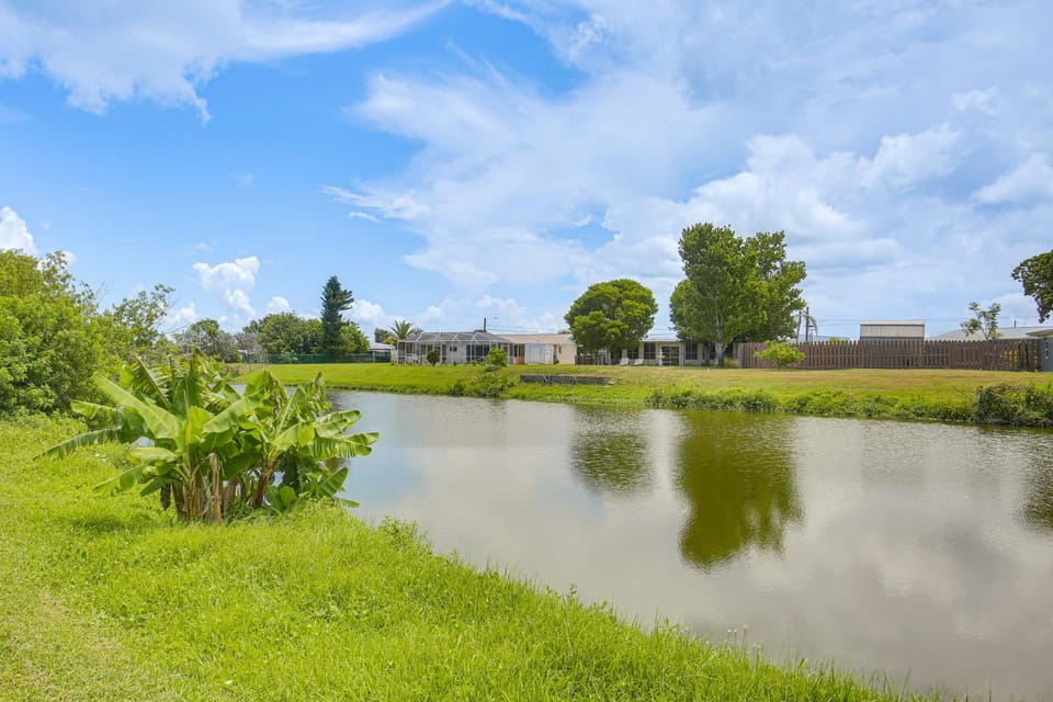 4 Mi to Beach Park! Canal-Front Port Charlotte Gem House in Port Charlotte