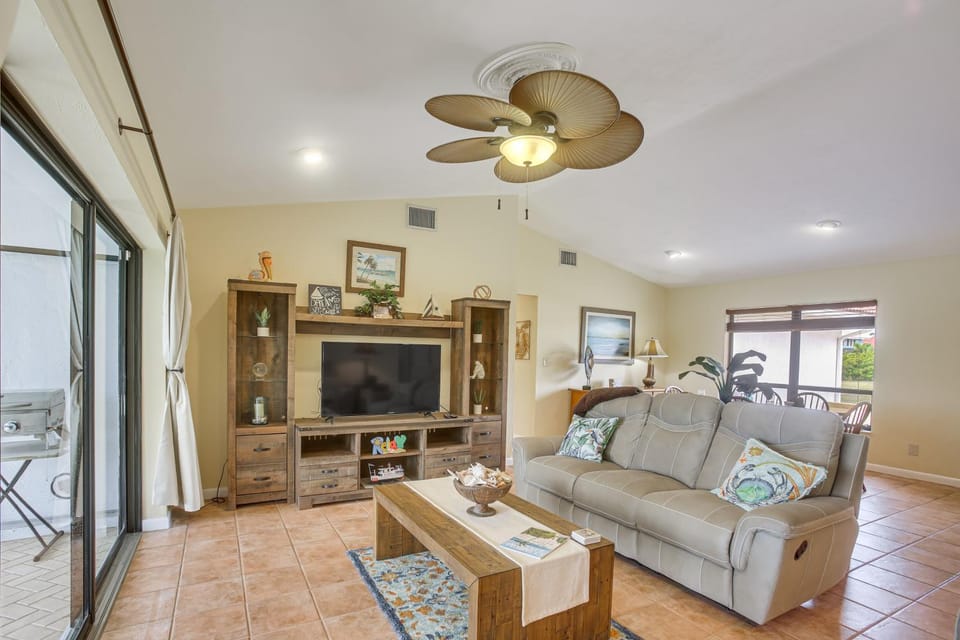 Canal-Front Gem w/ Boat Dock! Punta Gorda Getaway House in Punta Gorda
