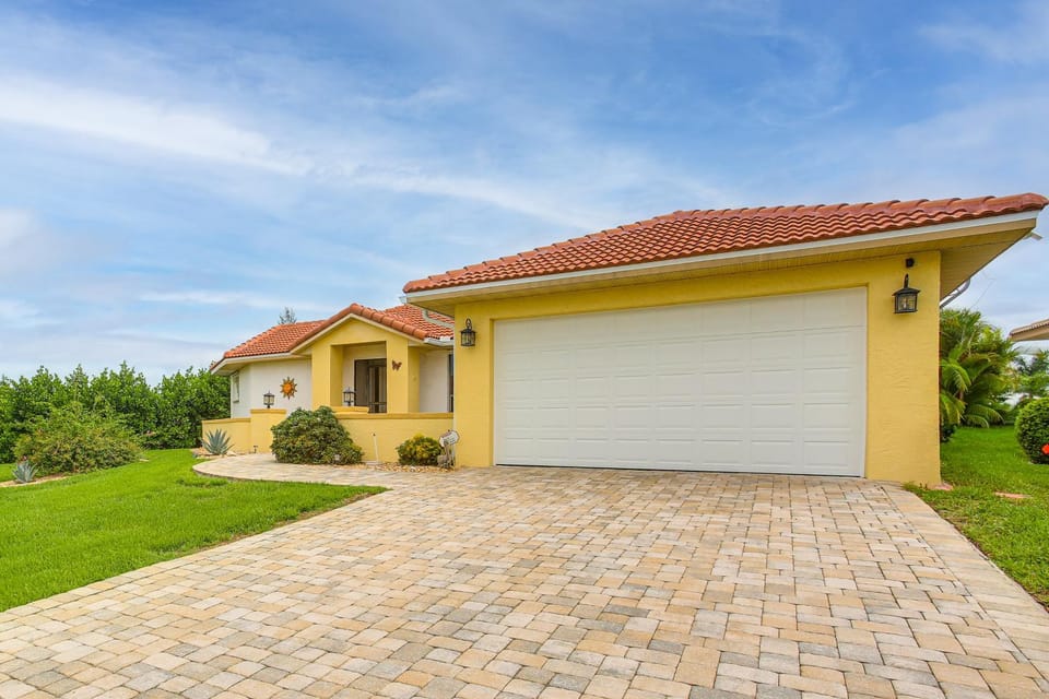 Canal-Front Gem w/ Boat Dock! Punta Gorda Getaway House in Punta Gorda