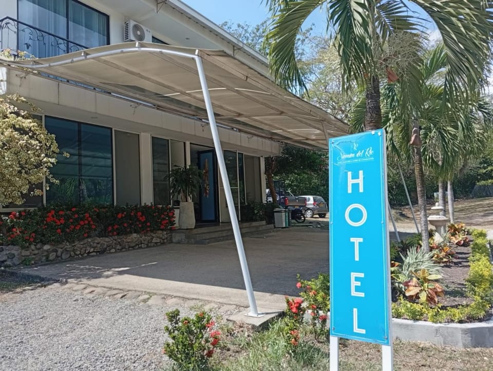 Property building, Lobby or reception, Street view