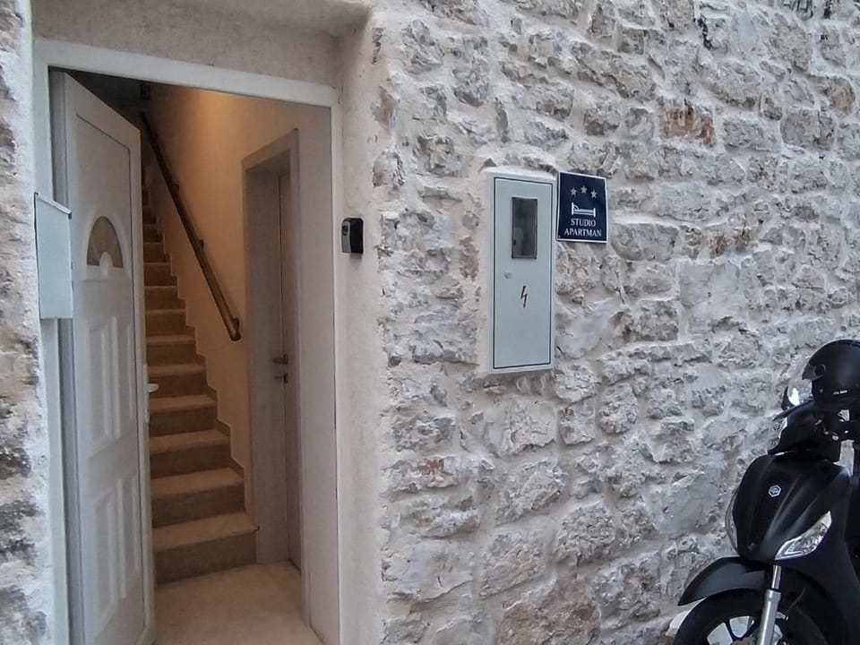 Studio apartman Petra Apartment in Murter
