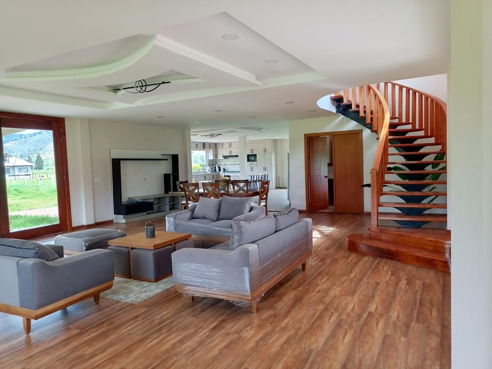 Estancia Dolores Campground/ 
RV Resort in Azuay
