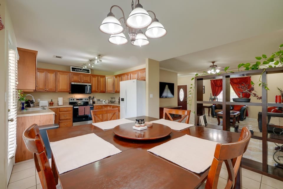 Commute to ANO & Hike Nearby! Russellville Home House in Russellville