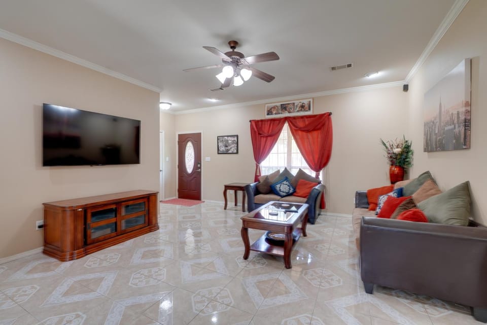 Commute to ANO & Hike Nearby! Russellville Home House in Russellville