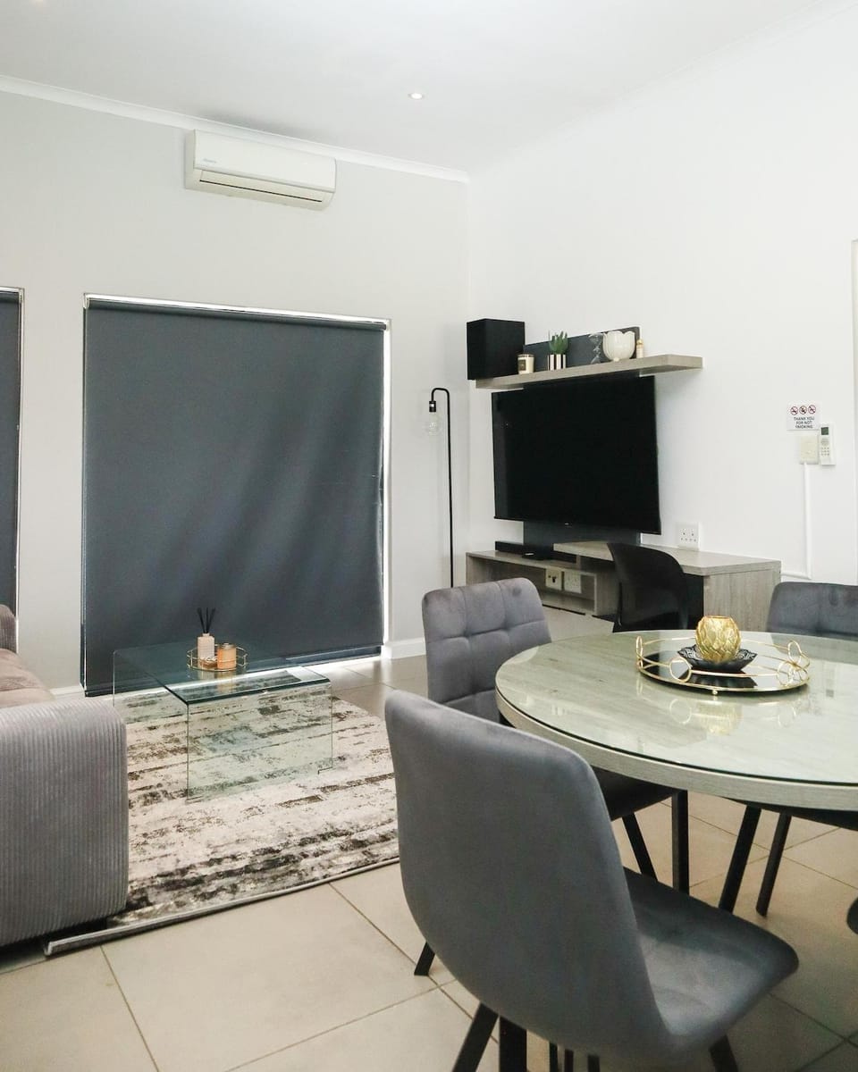 Morningside Retreat 3, 9-min to Sandton City Apartment in Sandton