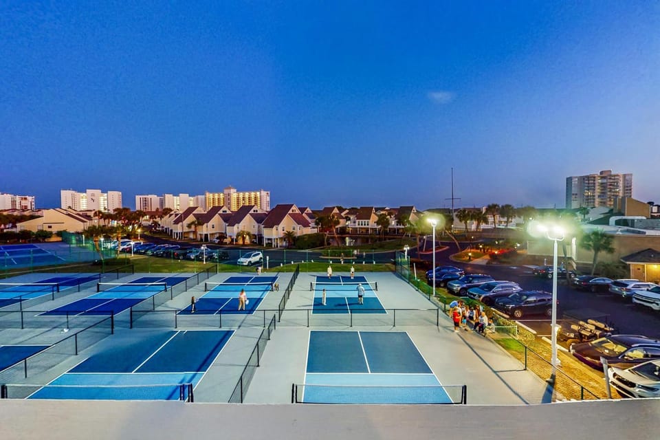 Dog-friendly condo with a pool hot tub & tennis courts - walk to the beach House in Destin