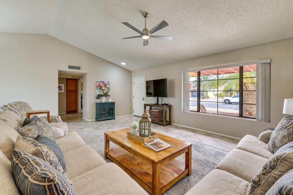 Near Golf! Sun City West Retreat w/ Resort Perks House in Sun City West