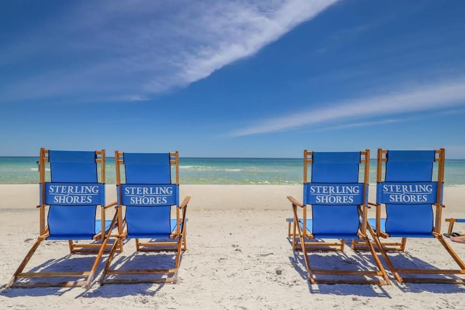 Gulf-view Sterling Shores condo with pool gym & beach access House in Destin
