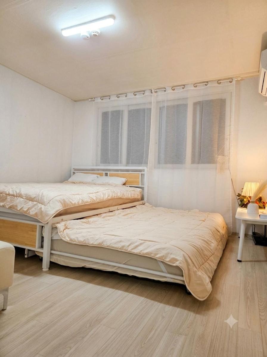 Cozy 3-room with luggage storage Kachisan , Kimpo airport Apartment in Seoul